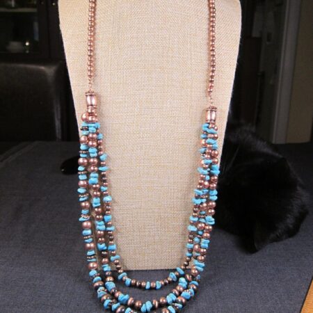 Gorgeous NEW NWT Shyanne Country tiered beaded necklace coppery & blue
