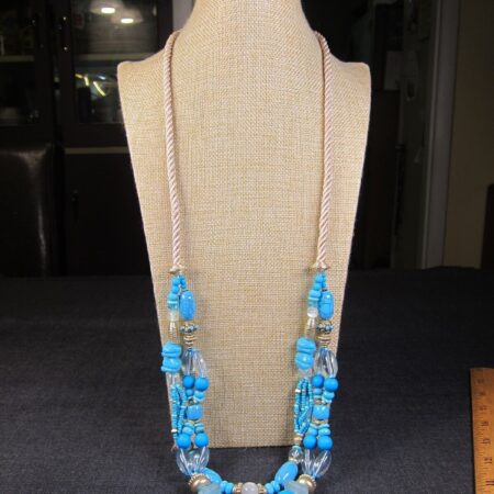 Gorgeous new Chico's Tyra $65.50 long rope necklace turquoise blue beads