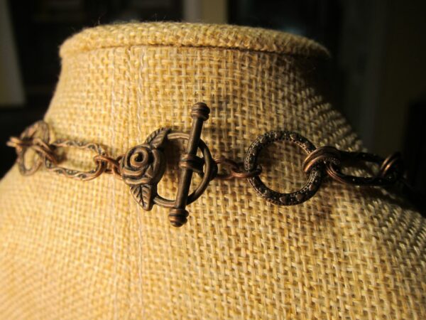 Beautiful Brutalist style copper tone beaded necklace gorgeous textured links - Image 7