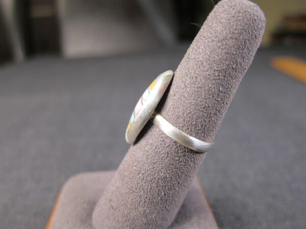 Gorgeous sterling silver and pastel shell inlay football shaped oblong ring 5.25 - Image 3