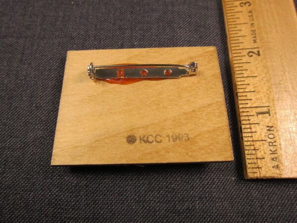 Adorable vintage 1993 School Teacher Chalkboard brooch pin signed KCC hand paint - Image 2