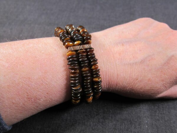 Gorgeous three strand stretch bracelet polished tiger's eye stone discs rounds - Image 2