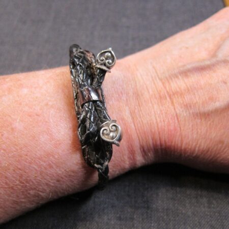 Cute Brighton leather bow and silver-tone bracelet 7-8" long.
