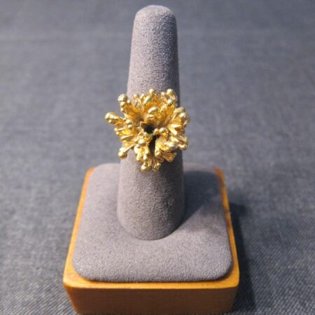 Beautiful, unique sunburst fireworks cluster cocktail ring gold tone adjustable