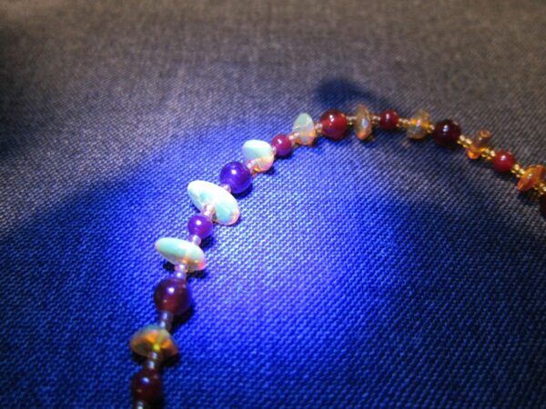 Pretty real amber chips and orange stone carnelian? bracelet sterling clasp 7.75 - Image 4