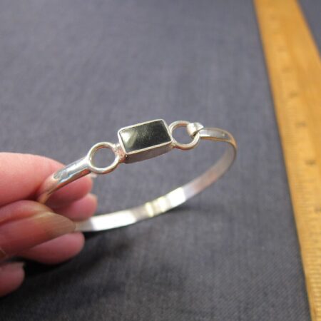 Beautiful, simple, modernist Taxco Mexico sterling silver black enamel bracelet