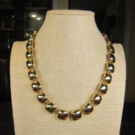 Gorgeous gold-tone vintage Anne Klein statement necklace shiny, toggle clasp