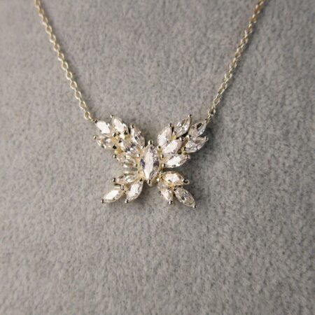 Gorgeous sterling silver CZ butterfly pendant necklace SU 925 18" long