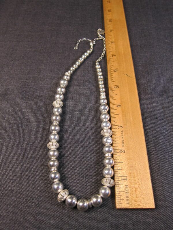 Gorgeous vintage Napier shiny silver-tone ball necklace w/extra extender 16-21" - Image 4