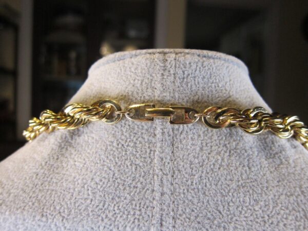 Vintage MINT condition Napier thick twisted chain necklace 24" gold-tone - Image 3