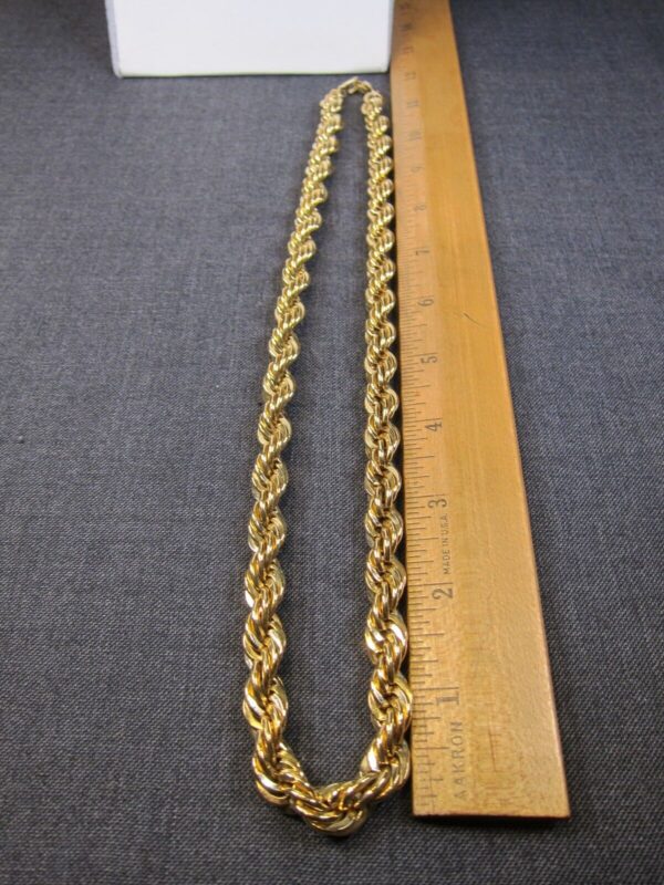 Vintage MINT condition Napier thick twisted chain necklace 24" gold-tone - Image 5