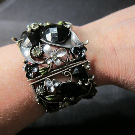 Crazy ornate antiqued silver tone hinged cuff bracelet butterfly flowers vines