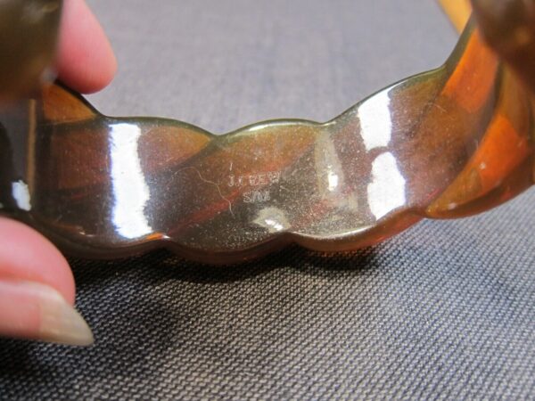 NICE J.Crew carved resin faux tortoise shell cuff bracelet S/M - Image 3