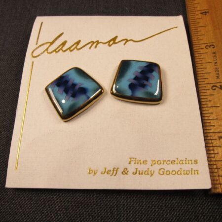 Gorgeous handmade Daaman Jeff & Judy Goodwin porcelain earrings blue gold