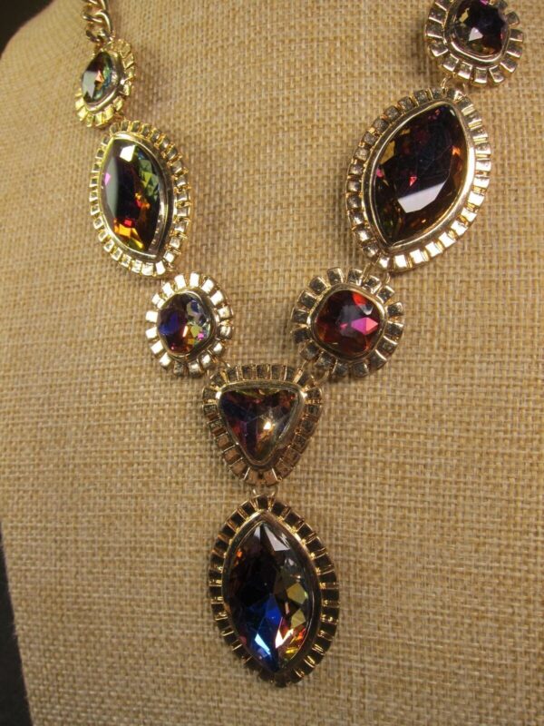 Beautiful iridescent multi-color glass & gold-tone statement necklace - Image 2