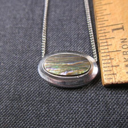 Gorgeous vintage Avon abalone pendant necklace adjustable up to 15.5" modern