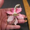 Beautiful vintage hard plastic Iris Flower brooch pink & gold-tone large 3" MINT - Image 3