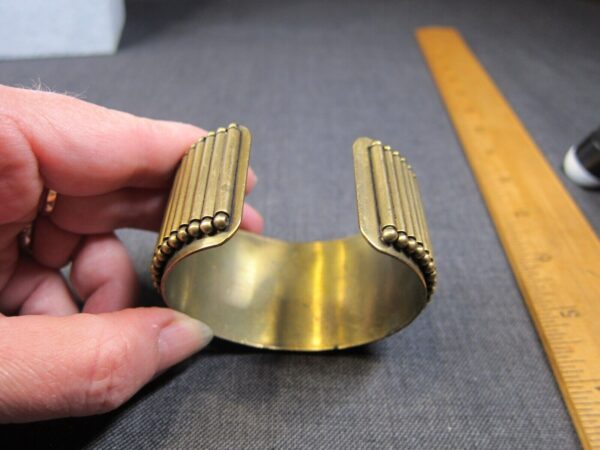 Wow 128g solid brass cuff bracelet high-end boutique brand AUDEN! 6.5" modernist - Image 4
