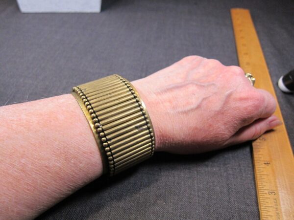 Wow 128g solid brass cuff bracelet high-end boutique brand AUDEN! 6.5" modernist - Image 5