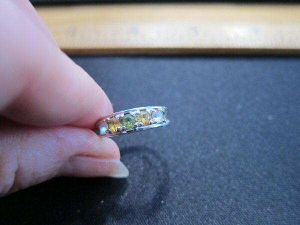 Beautiful 10K white gold yellow topaz peridot white spinel mother's ring size 6