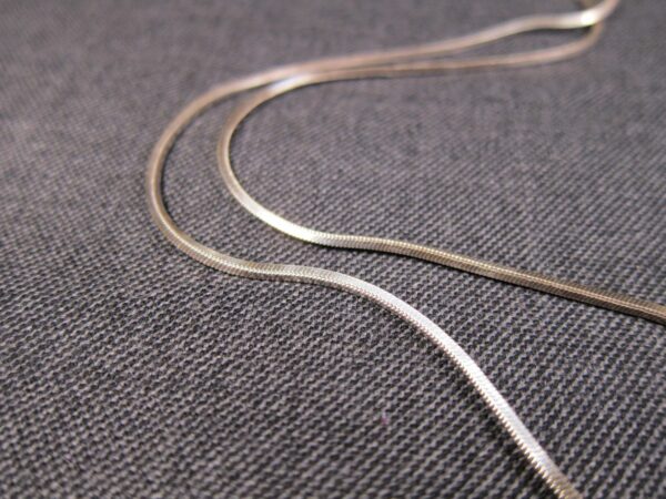 Unique sterling silver wire wrapped glass necklace 18" square serpentine chain - Image 7