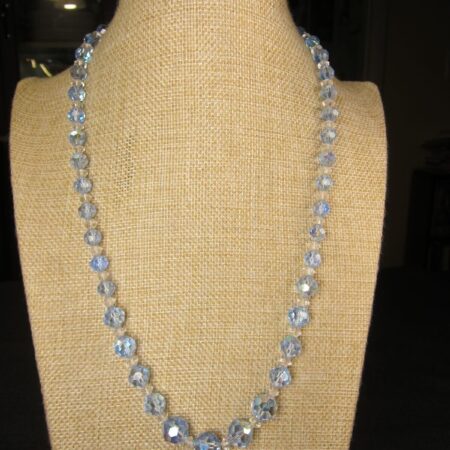 Gorgeous vintage blue & white AB faceted glass graduated bead necklace 925 clasp