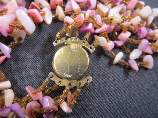 Neat vintage pink shell & yellow bead tiered statement necklace Japan 60's - Image 4