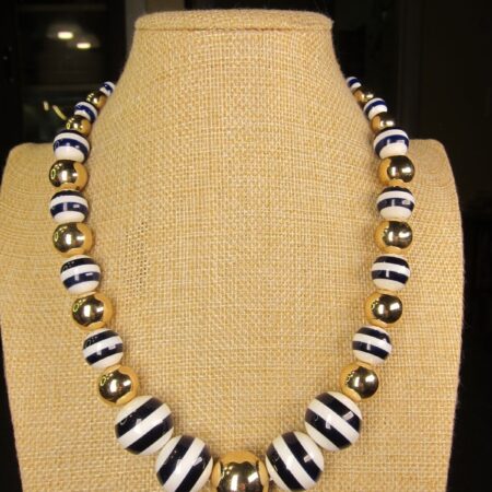 Gorgeous classic, classy navy blue white gold-tone bead necklace Talbot's
