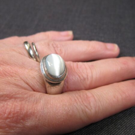 ESPOSITO solid sterling silver ring size 7 white cat's eye glass 13.6g modernist