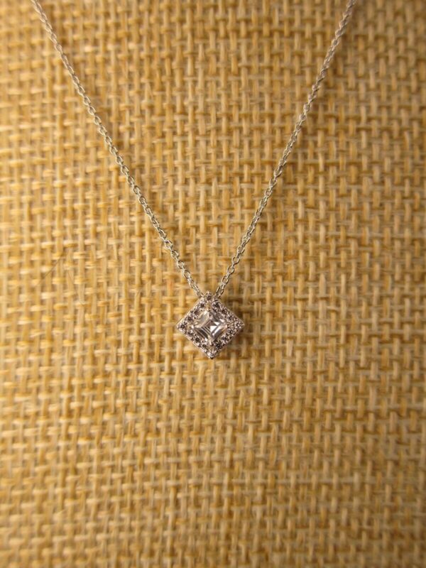 GORGEOUS new w/tags Diamond Splendor 925 necklace Kohl's Swarovski $150