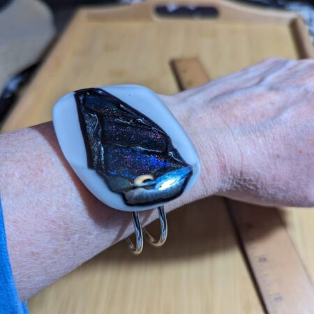 Neat dichroic large art glass piece hinged bracelet 6.75" around the inside