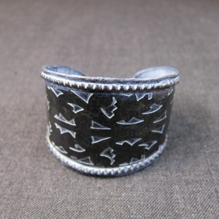 Gorgeous unusual Southwestern cuff bracelet black metal burnished w/blue white