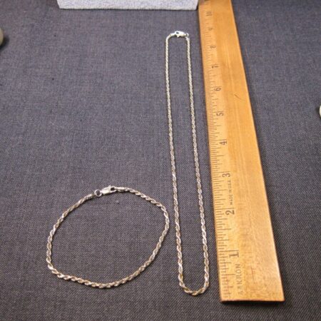 Gorgeous Italian sterling silver necklace & bracelet set twisted chain