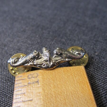 Neat US Navy submarine warfare sterling silver dolphin ship pin
