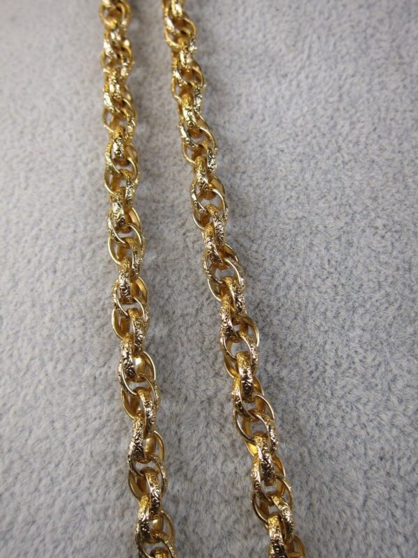 Spectacular vintage 12K GF Napier 60" textured link gold filled chain necklace - Image 2