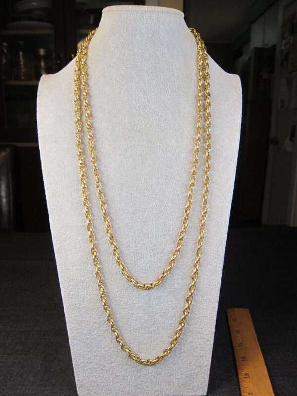 Spectacular vintage 12K GF Napier 60" textured link gold filled chain necklace - Image 3