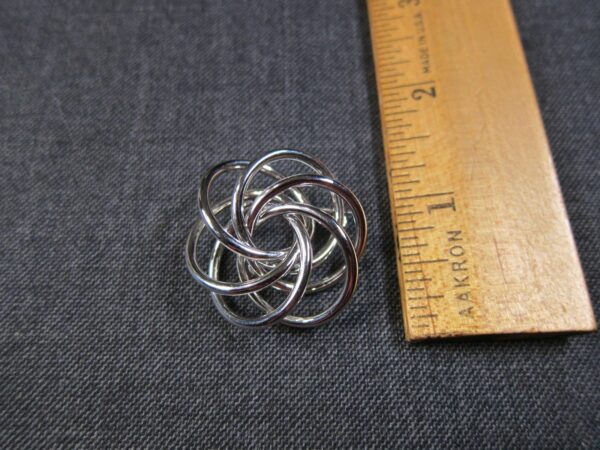 Gorgeous vintage connected circles brooch pin solid sterling silver signed Carla