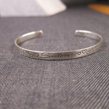 Cute inspirational Sisters sentiments sterling silver cuff bracelet 925 LA
