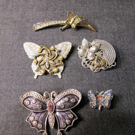 Gorgeous lot of 5 vintage Butterfly pins brooches mixed metals rhinestones , AAI