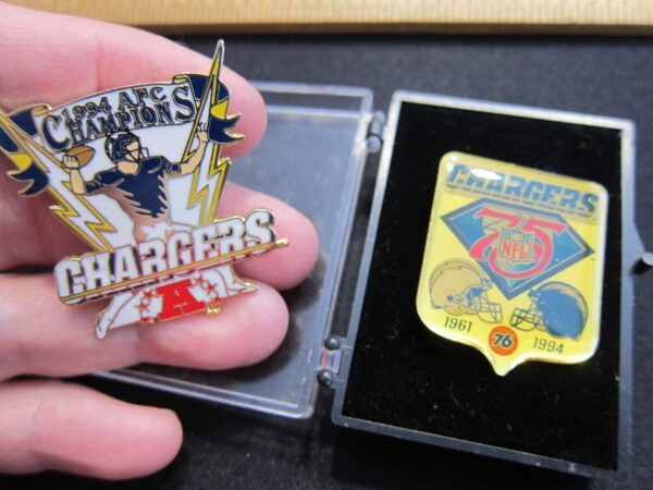 Set of two San Diego Chargers 1994 AFC Champions pins - Image 4