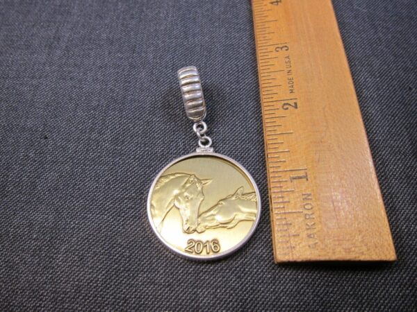 Beautiful large sterling silver bale & bezel w/brass horse coin token Caracol - Image 2