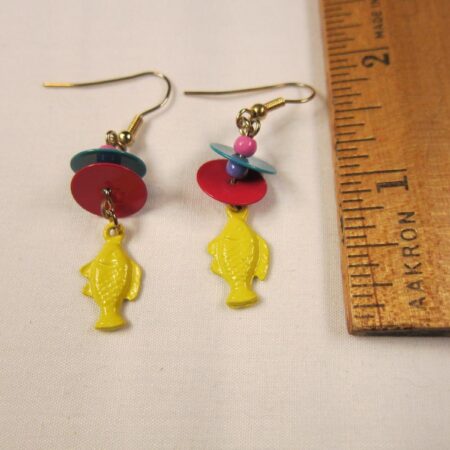 Cute 1980s vintage earrings color block yellow red blue fish dangles 2" long