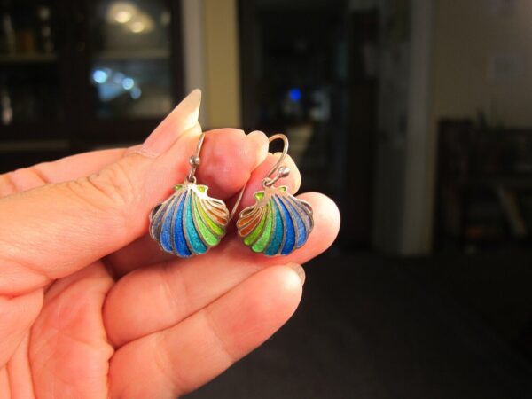 Wow! Beautiful rainbow enamel sterling silver seashell dangle earrings