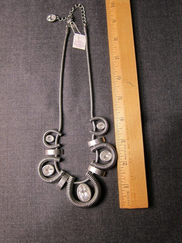Gorgeous NWT Lia Sophia statement necklace silver-tone horseshoes & rhinestones - Image 4