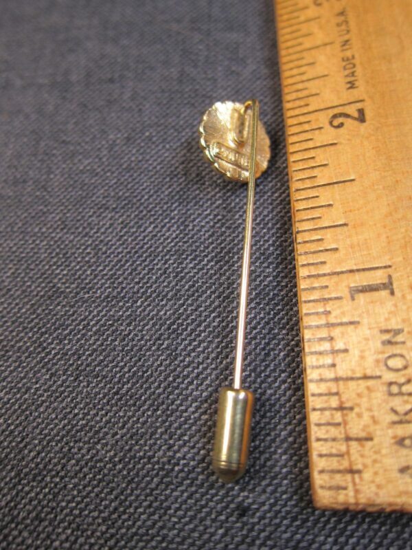Cute vintage Monet signed faux pearl small flower-shaped stick pin brooch - Image 4