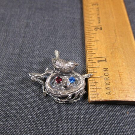 Gorgeous vintage Anson sterling silver VERY detailed bird on nest brooch pin