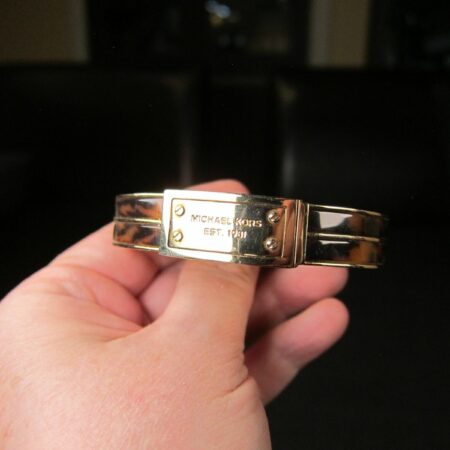 Gorgeous Michael Kors signature plaque hinged cuff bracelet faux tortoise shell