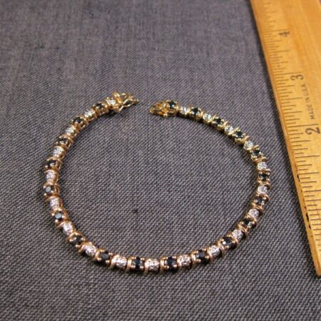 Gorgeous Ross Simons gold plated sterling silver sapphire tennis bracelet 7.25"