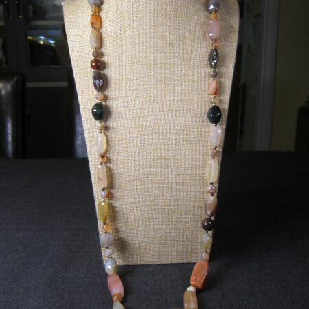 Beautiful chunky polished agates & other stone beads necklace 36" long vintage