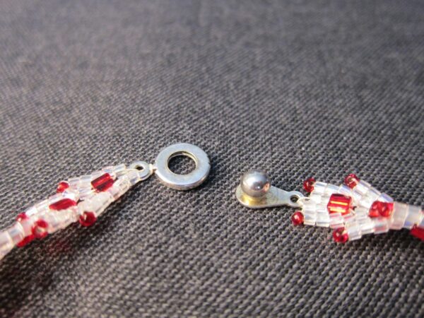 Gorgeous red & white AB crystal glass seed bead woven chevron bracelet - Image 6